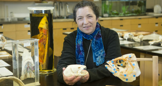 Rossi Marx in a Biology lab