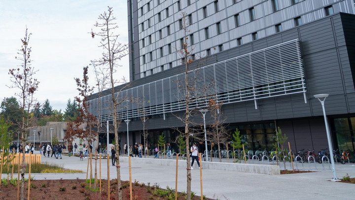 chekonien house buidling at uvic