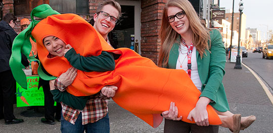 UVic commerce students organize carrot mobs, helping local businesses fund sustainability projects