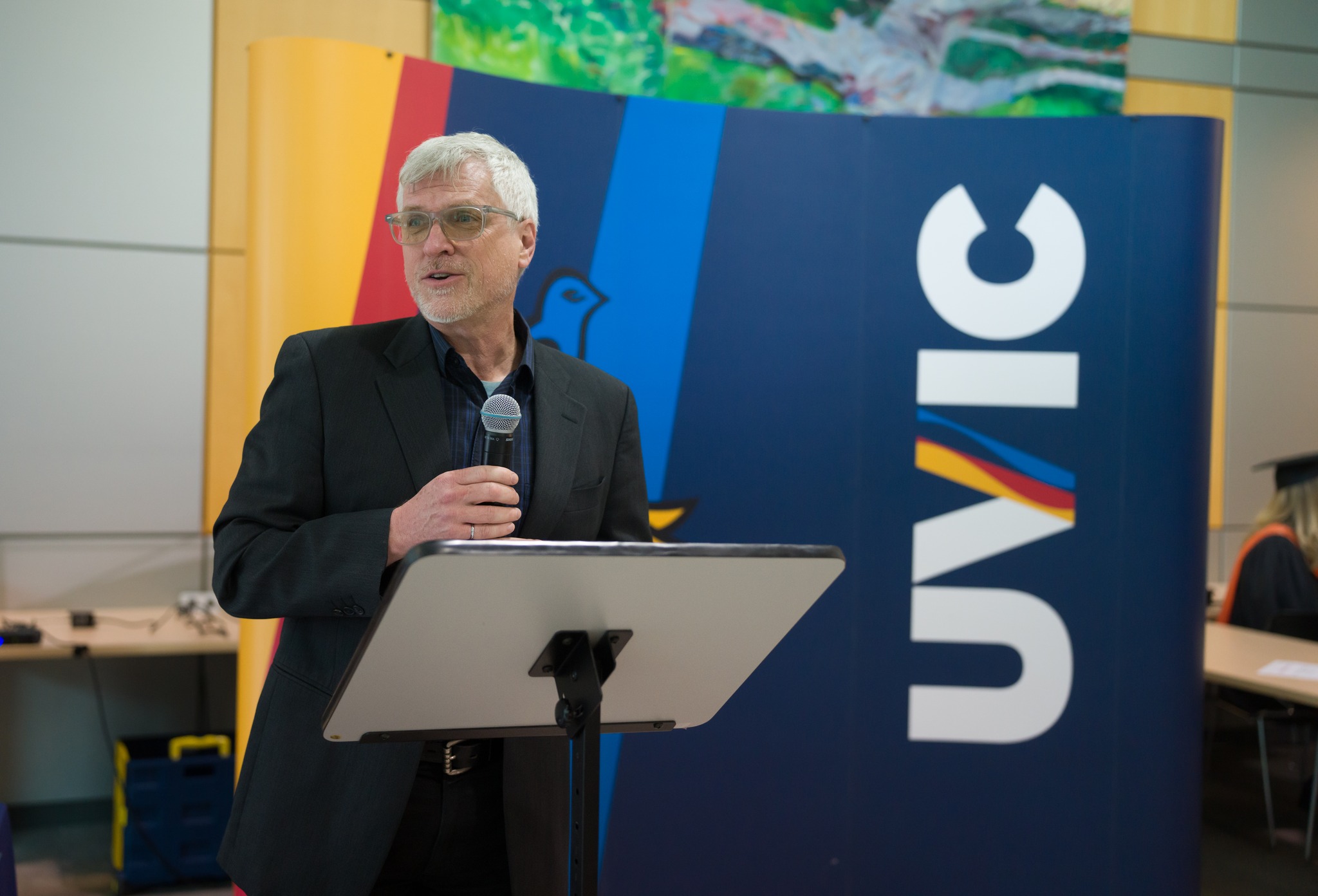 Dr. Thomas Froese