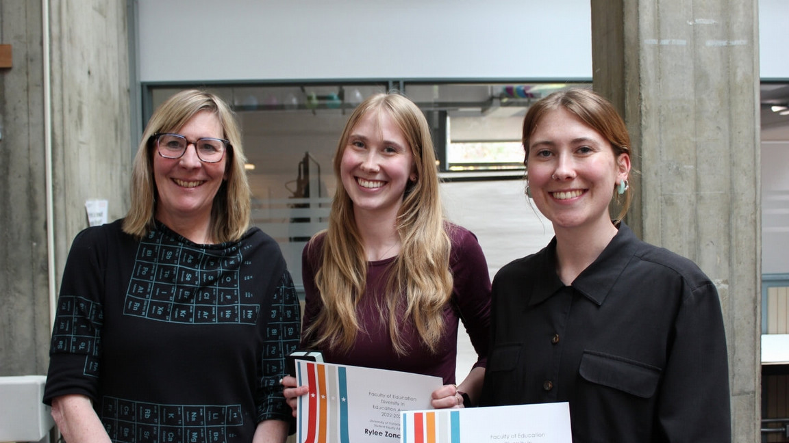 Kerry Robertson, Ali and Rylee Zondervan are pictured together during the 2023 Faculty of Education award ceremony.