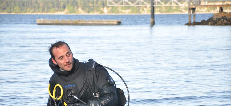 Mike Irvine in scuba gear
