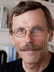 Dr. Wolff-Michael Roth Dr. Wolff-Michael Roth