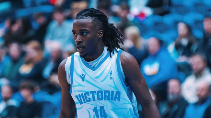 Renoldo Robinson on the basketball court.