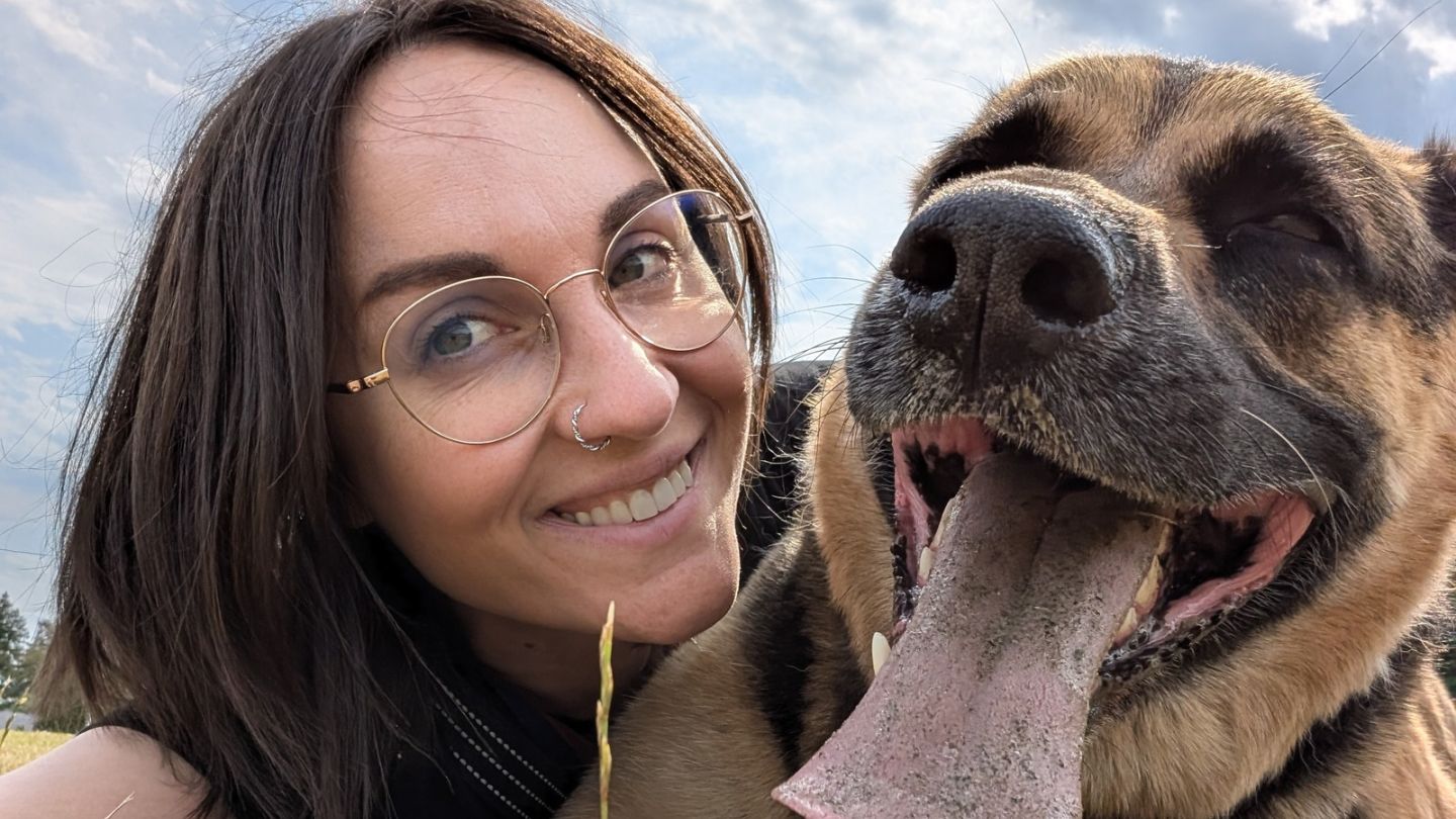 Lauren Stamhuis with her dog