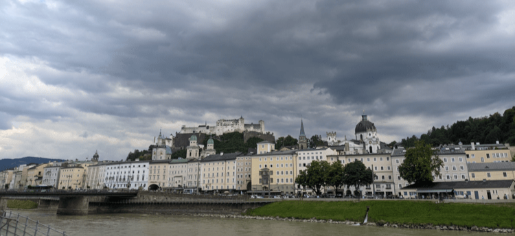 view of the Hohensalzburg Castle/fortress with the river in front.