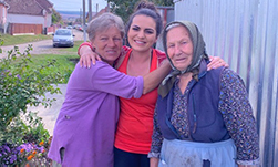 Evelyn with her aunt and grandma