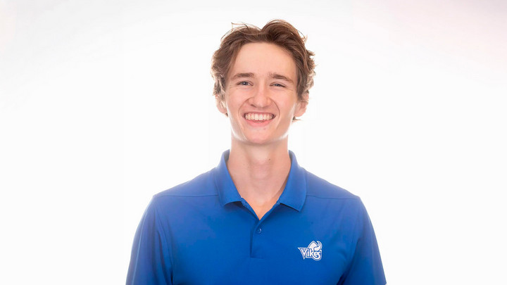 Jack DesBrisay at UVic Athletics