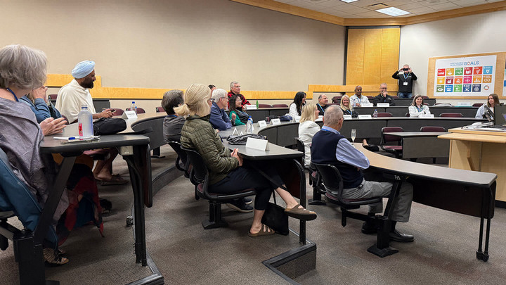 MBA class of 2001 visiting their old classroom