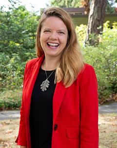 Gustavson researcher Stacey Fitzsimmons