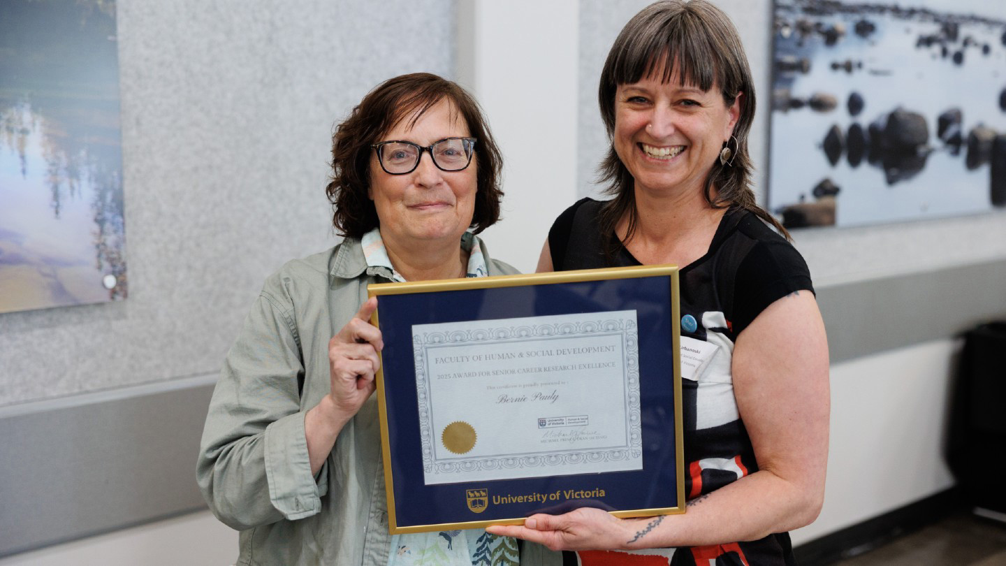 Bernie Pauly with Acting Associate Dean Research Karen Urbanoski