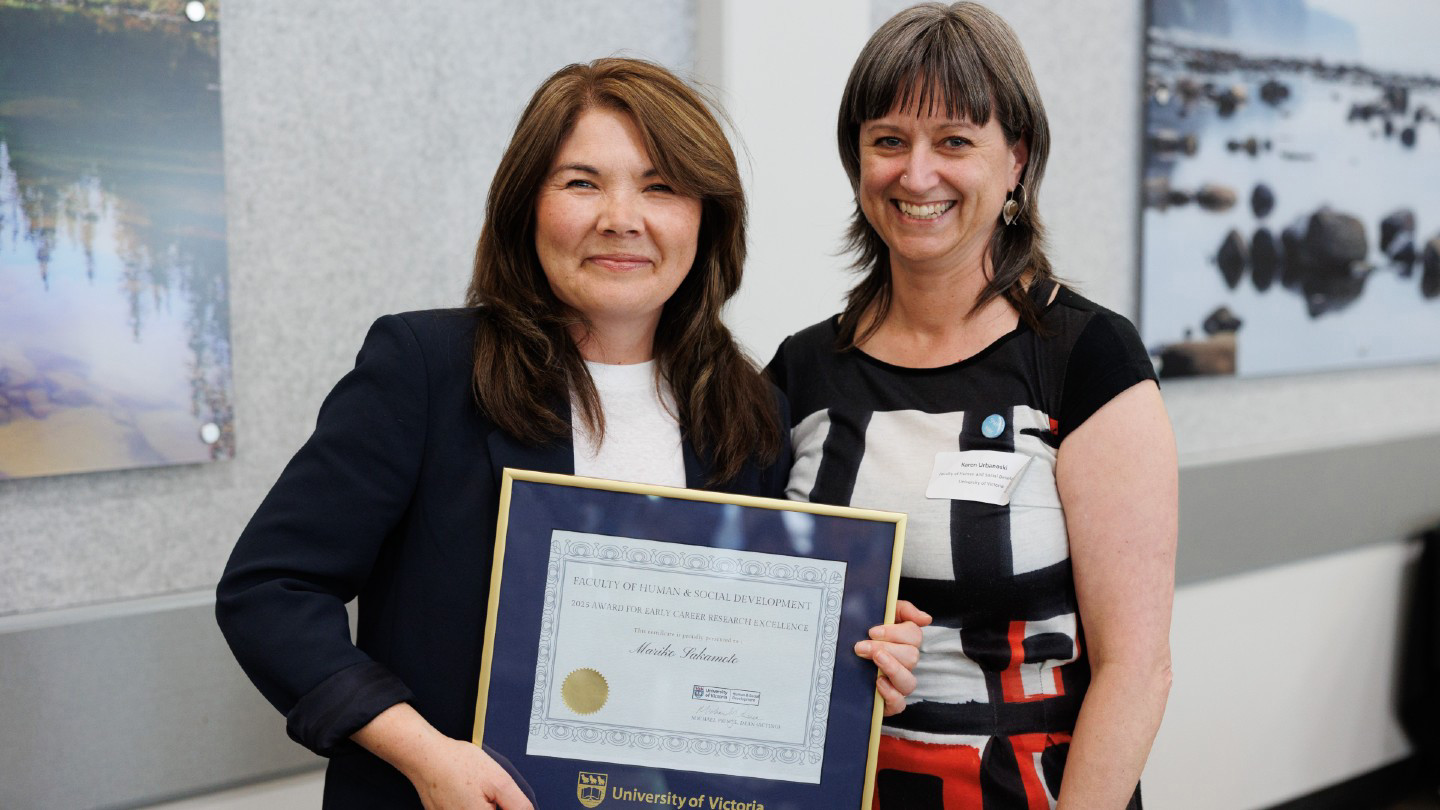 Mariko Sakamoto with Acting Associate Dean Research Karen Urbanoski