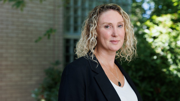 Megan Ames portrait photo