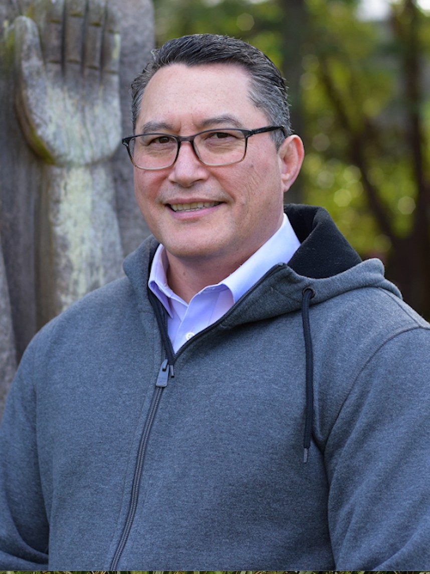 Paul Whitinui