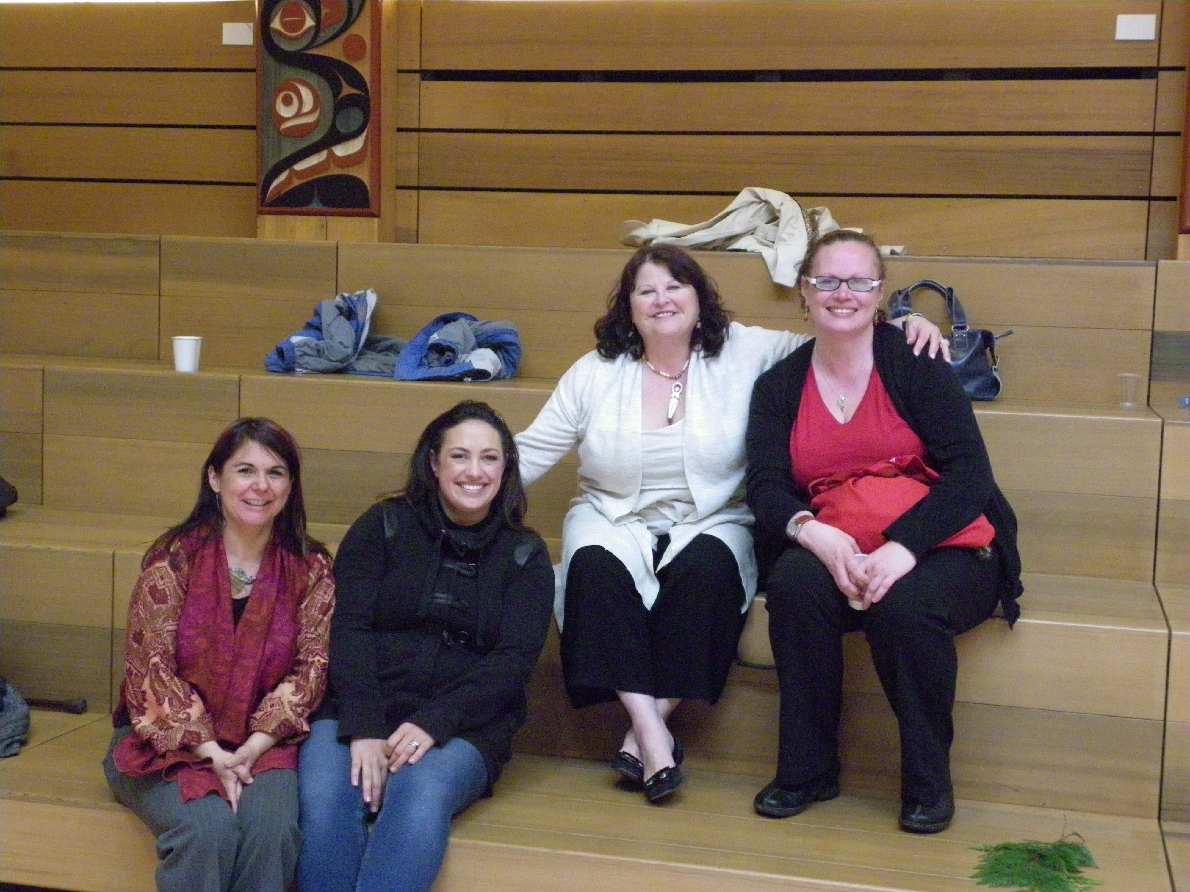 Metis Girls!