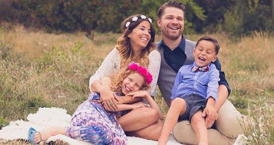 The Roddan family treasure their time together when Daryl is able to visit.