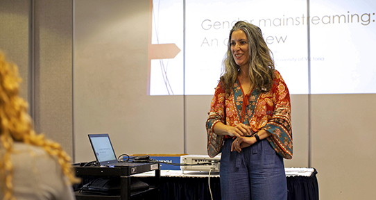 Astrid Perez Pinan describing one of the courses she teaches for the MACD program.
