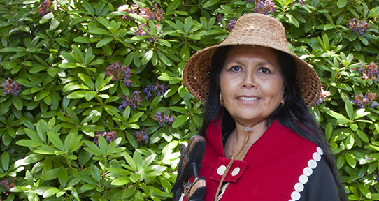 School director Kundoqk, Dr. Jacquie Green (Haisla) on the UVic campus