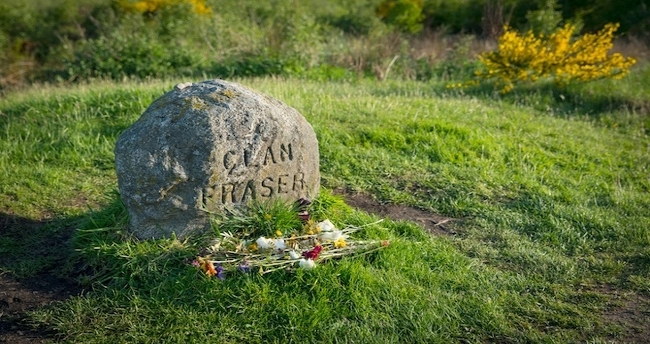 Stone inscribed with 'Clan Fraser' on a field.