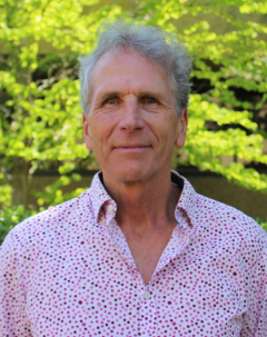 Dr. Iain Higgins