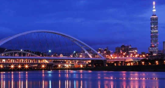 Crescent Bridge - Taipei, Taiwan