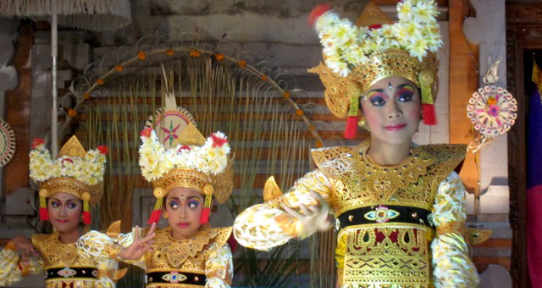 Legong dance