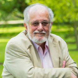Dr. Roland Clift