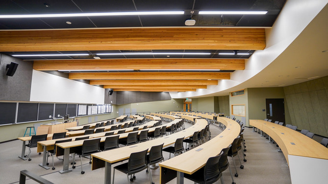 large-tiered-classroom