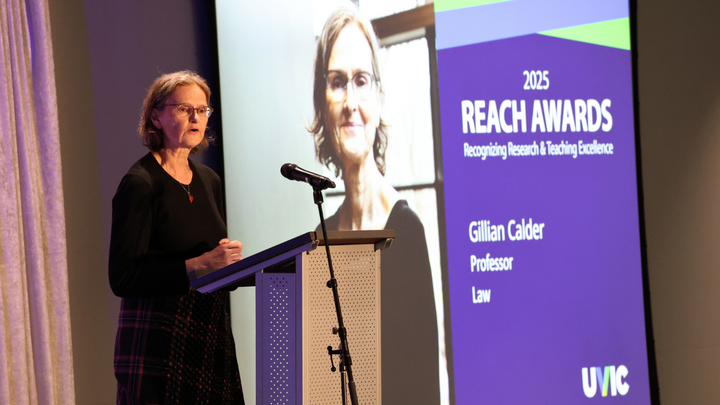 Gillian Calder receives her award.