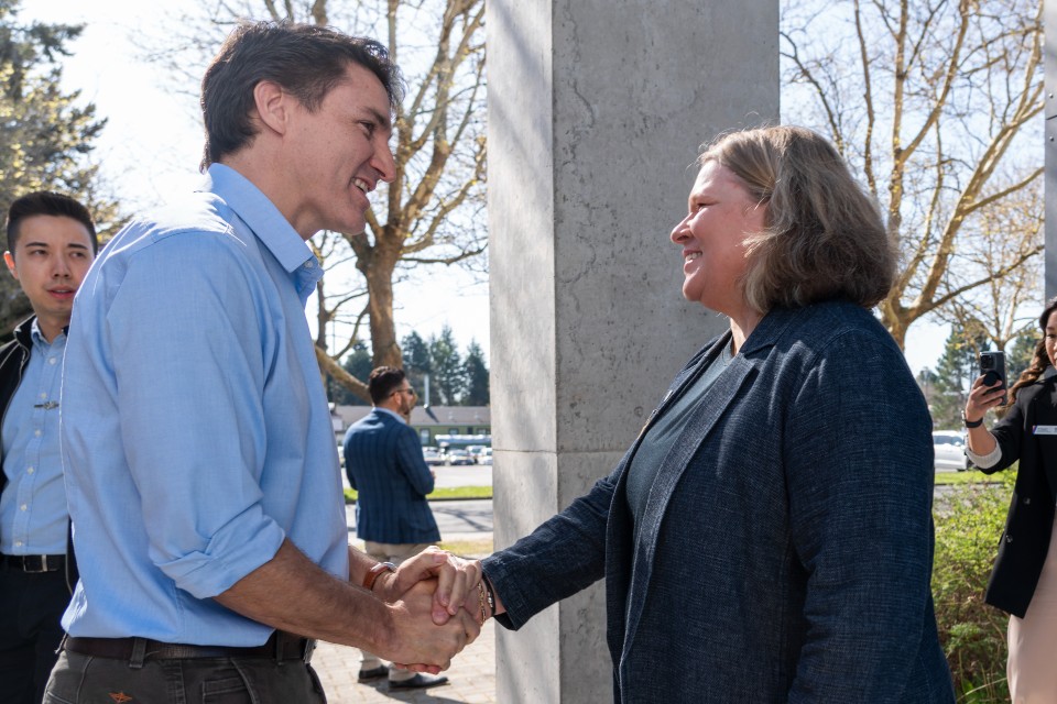 Prime Minister Justin Trudeau and Lisa Kalynchuk, UVic’s vice-president, research and innovation