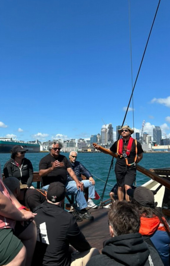 Sailing on Haunui