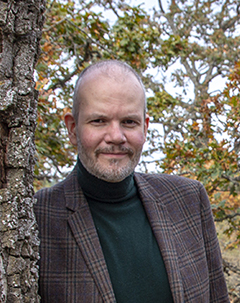 Headshot of Holman
