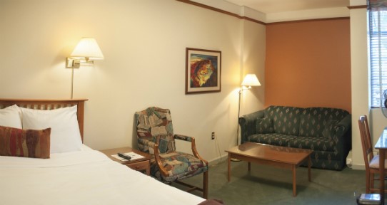 Our Craigdarroch Guesthouse rooms are comparable to many standard hotel rooms.