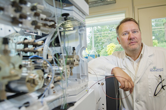 Christoph Borchers, director of the UVic / BC Genome Proteomics Centre
