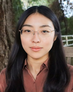 Photo of Fengyi Zhang outdoors