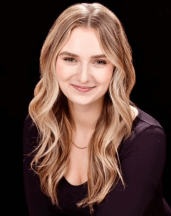 Picture of UVic graduate student Tessa Chomistek