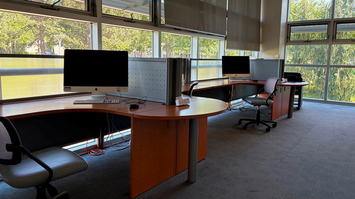 Drop-in iMacs in the Media Commons